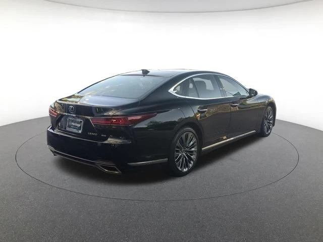 2023 Lexus LS 5th Gen - Image 5 of 13