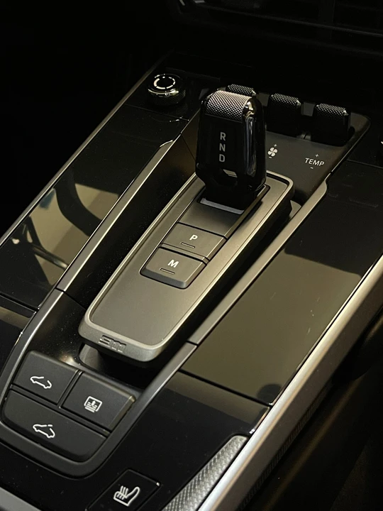 2023 Porsche 992 Carrera - Image 9 of 21