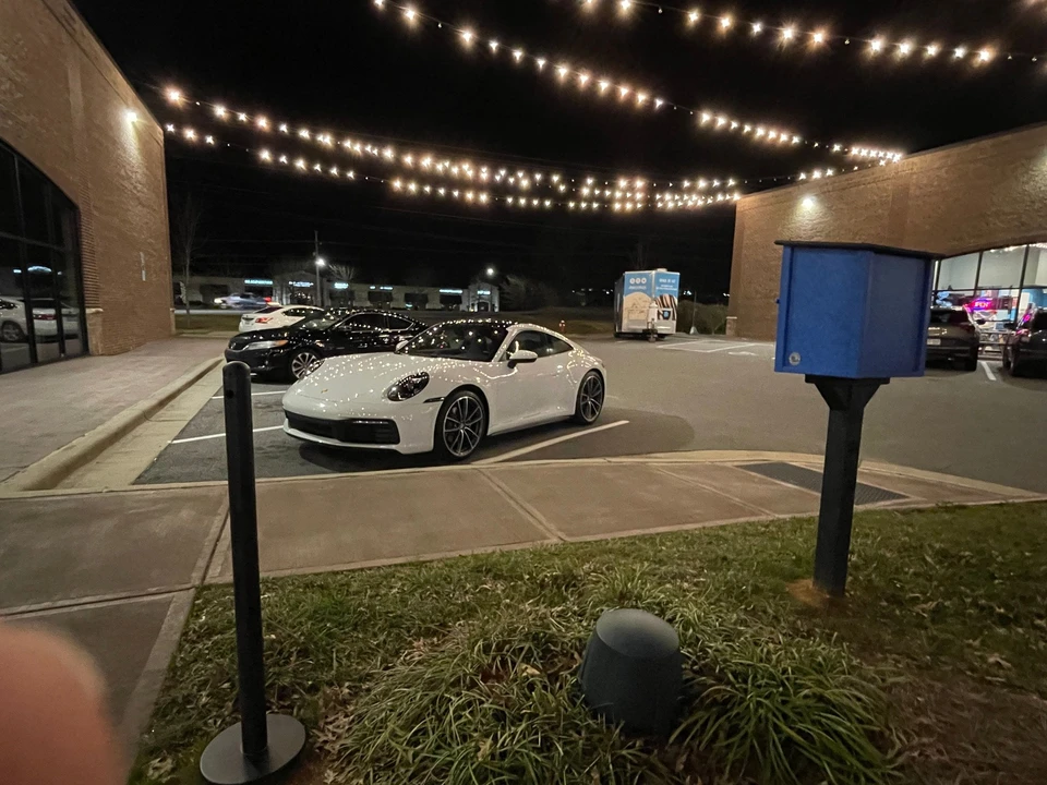 2023 Porsche 992 Carrera - Image 4 of 21