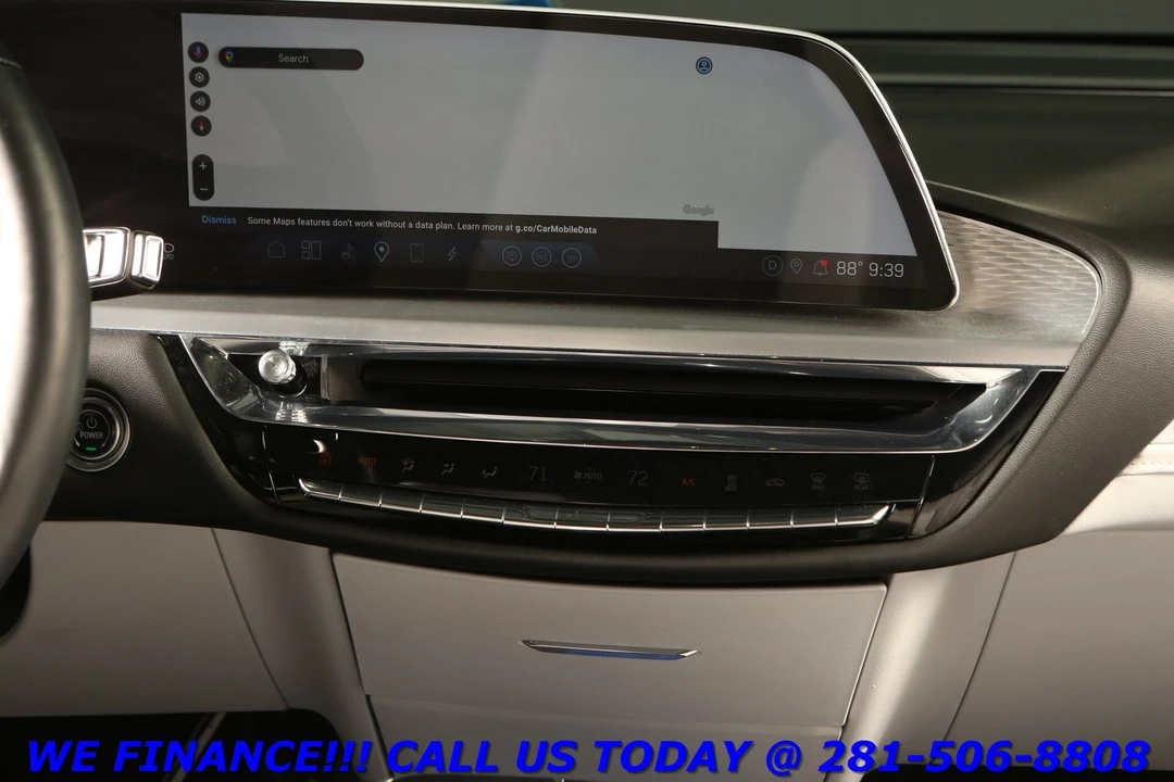 2023 Cadillac Lyriq - Image 18 of 21