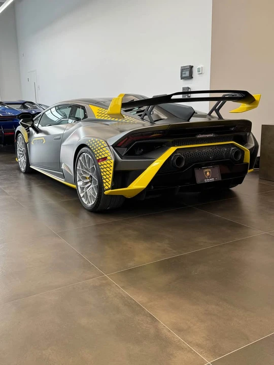 2023 Lamborghini Huracan - Image 2 of 19