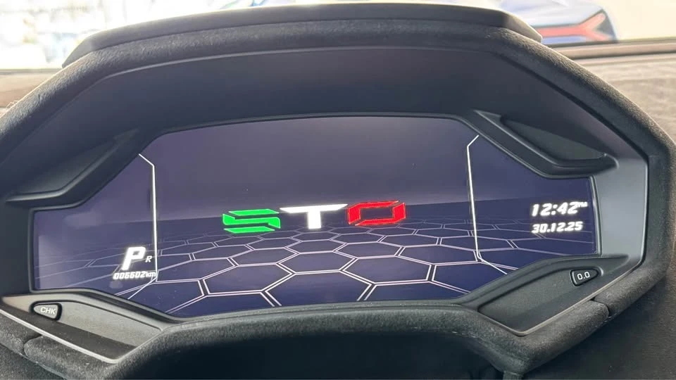 2023 Lamborghini Huracan - Image 9 of 19
