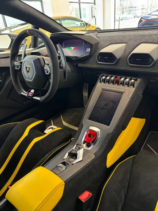 2023 Lamborghini Huracan - Image 5 of 19