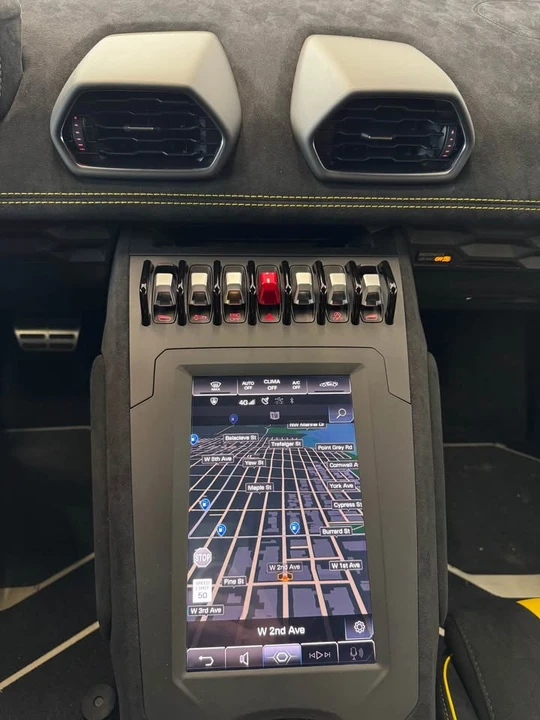 2023 Lamborghini Huracan - Image 12 of 19