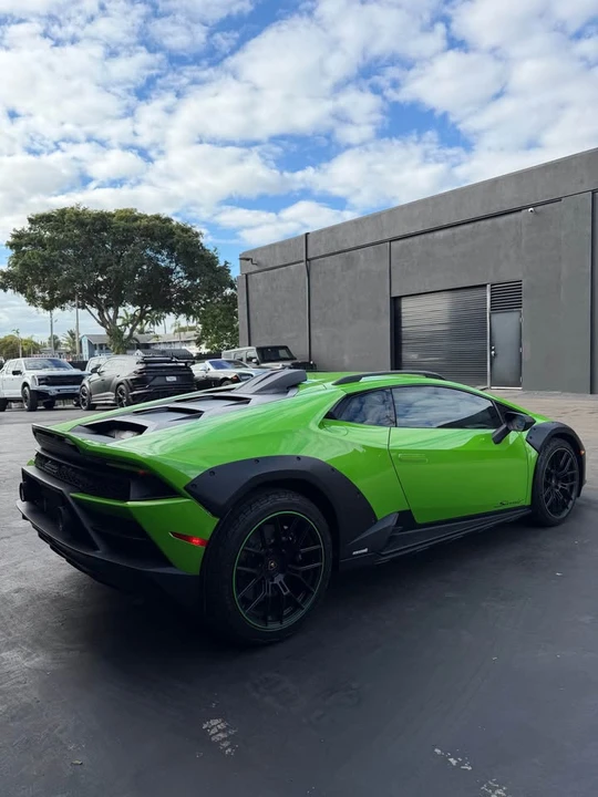 2023 Lamborghini Huracan - Image 4 of 13
