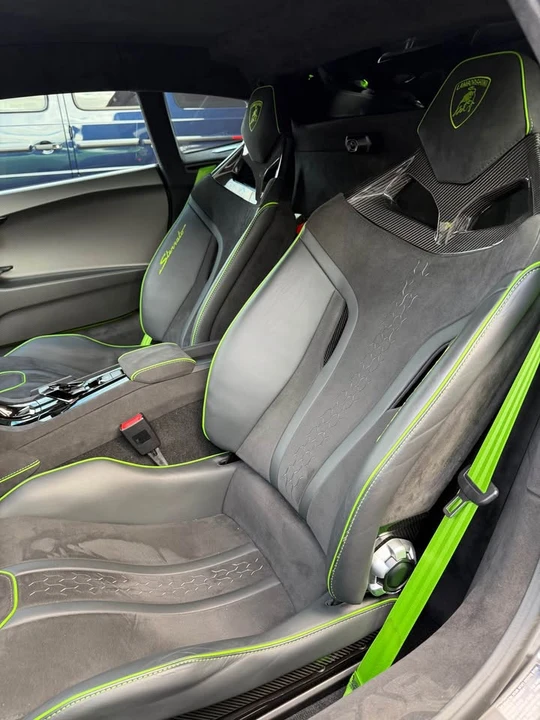 2023 Lamborghini Huracan - Image 8 of 13