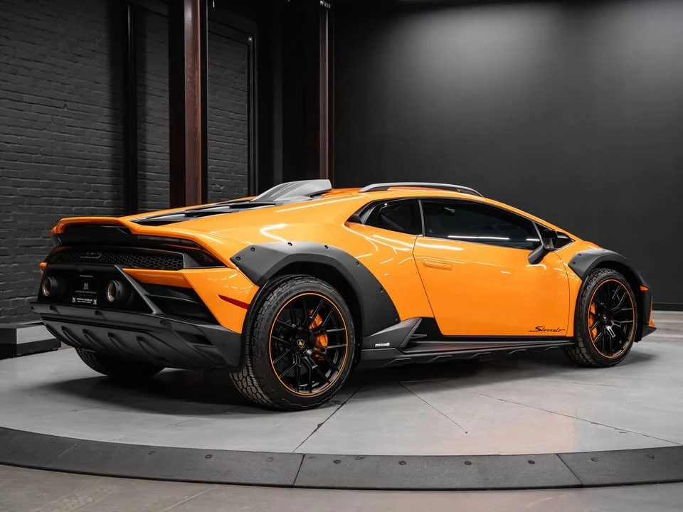 2023 Lamborghini Huracan - Image 4 of 9
