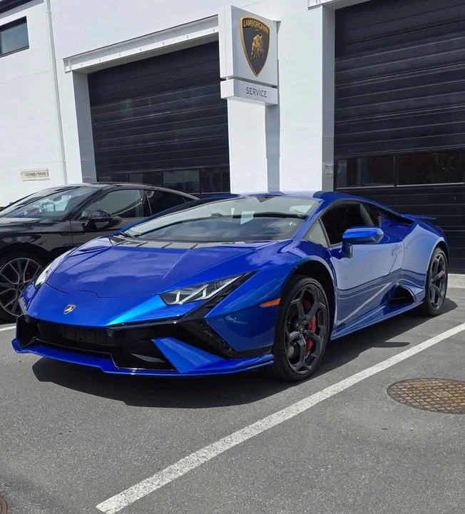 2023 Lamborghini Huracan - Image 3 of 18
