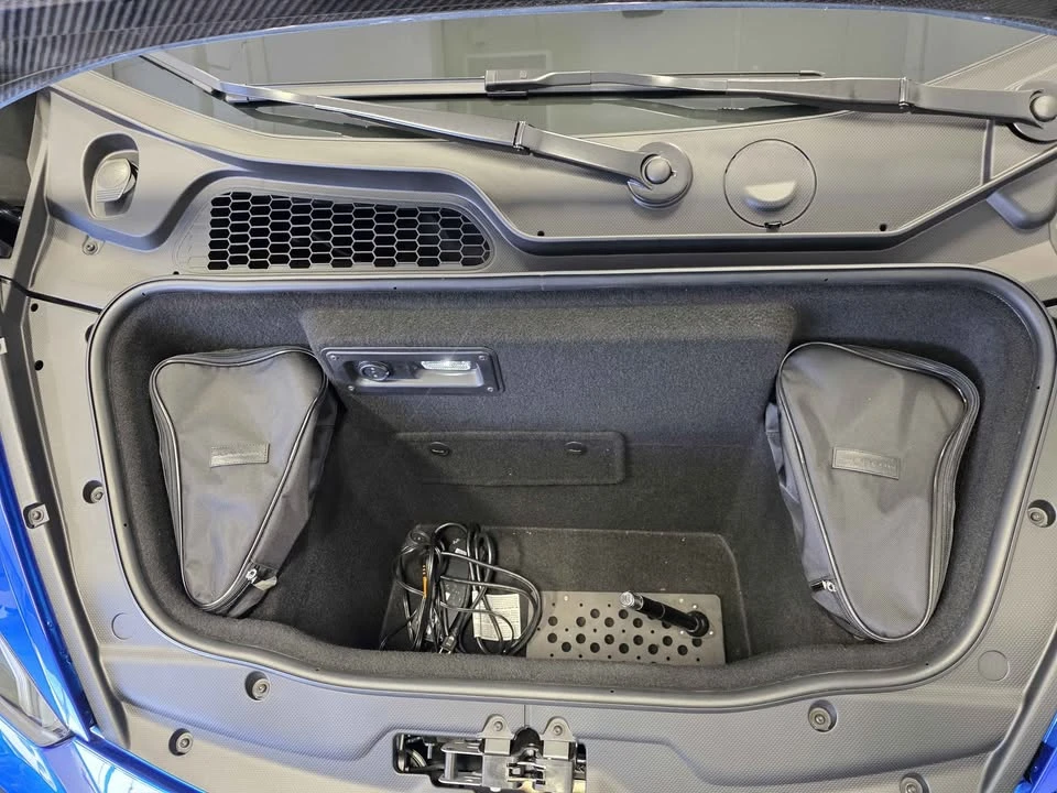 2023 Lamborghini Huracan - Image 14 of 18