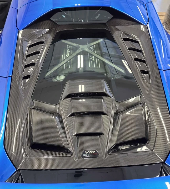 2023 Lamborghini Huracan - Image 16 of 18