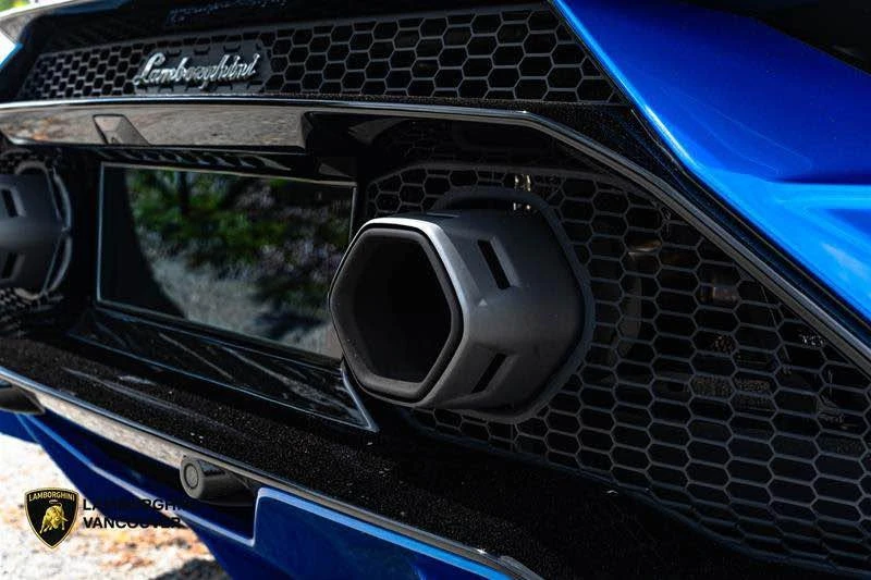 2023 Lamborghini Huracan - Image 10 of 16