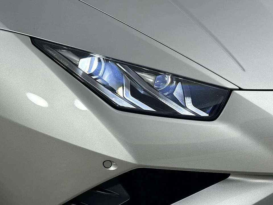 2023 Lamborghini Huracan - Image 9 of 31