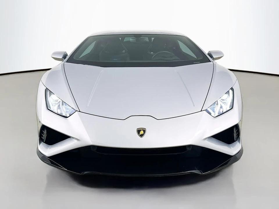 2023 Lamborghini Huracan - Image 2 of 31