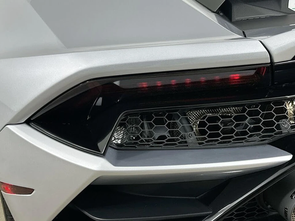 2023 Lamborghini Huracan - Image 12 of 31