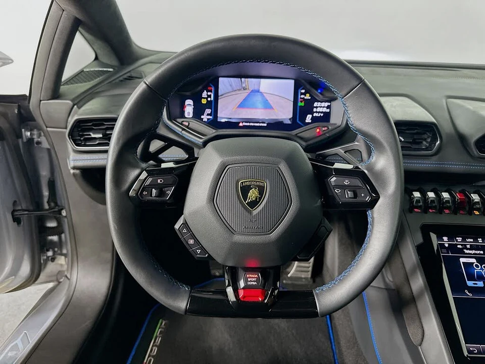 2023 Lamborghini Huracan - Image 15 of 31