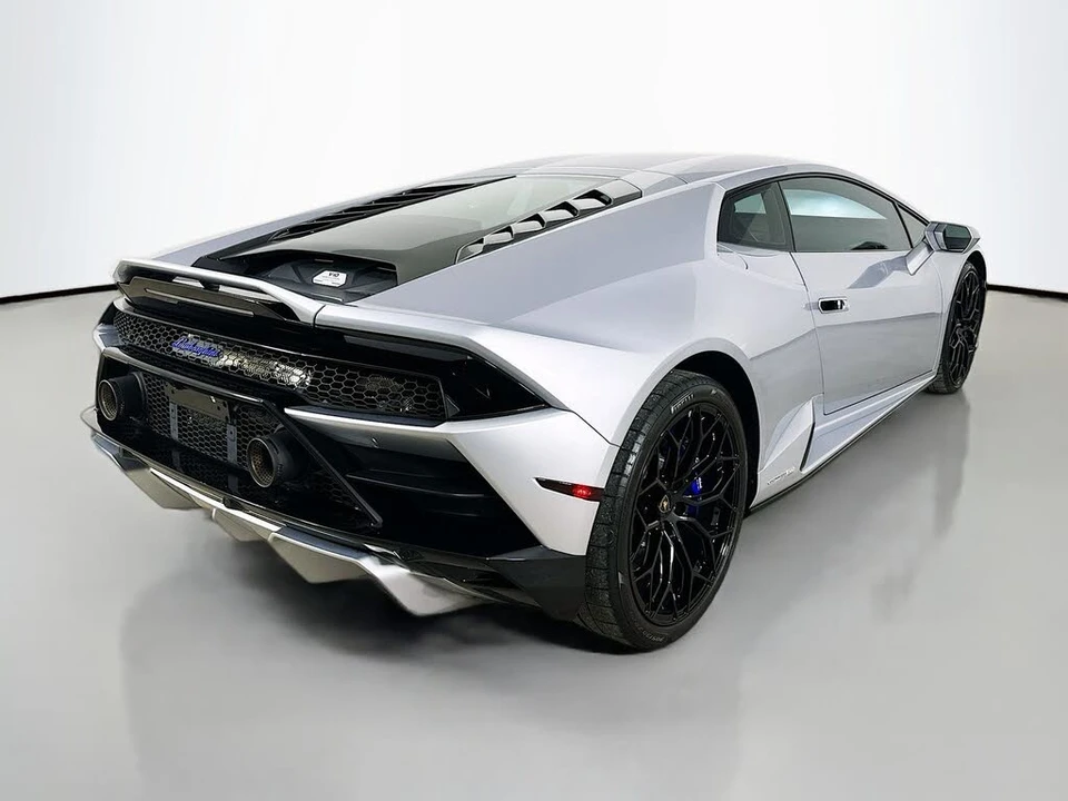 2023 Lamborghini Huracan - Image 5 of 31