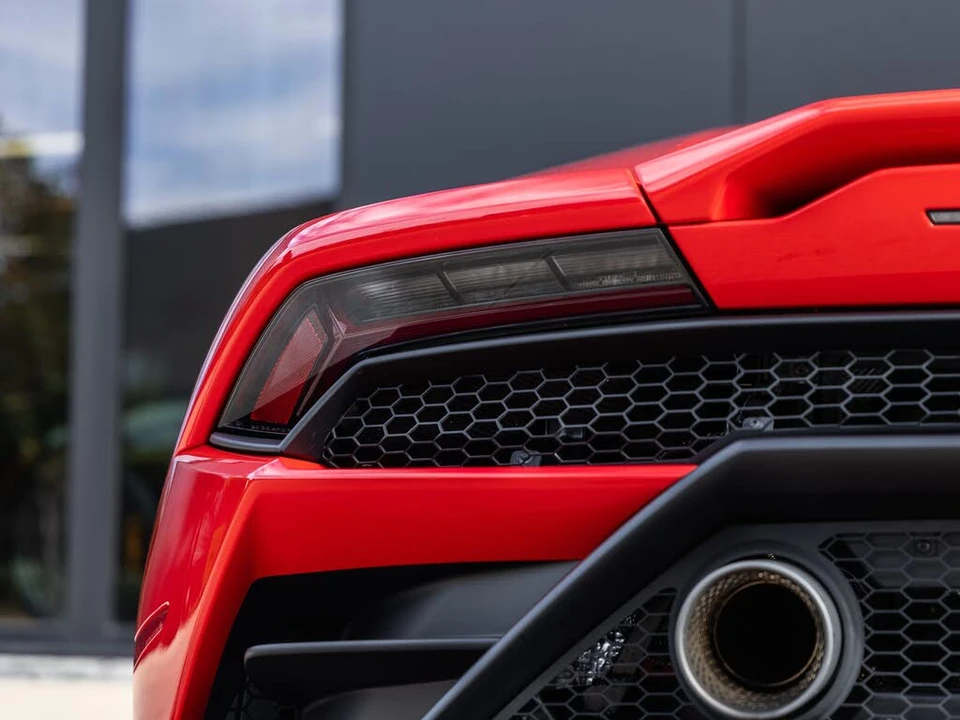 2023 Lamborghini Huracan - Image 12 of 31