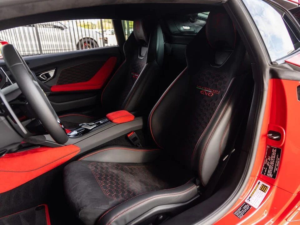 2023 Lamborghini Huracan - Image 30 of 31