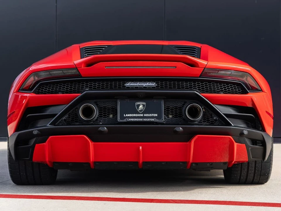2023 Lamborghini Huracan - Image 7 of 31