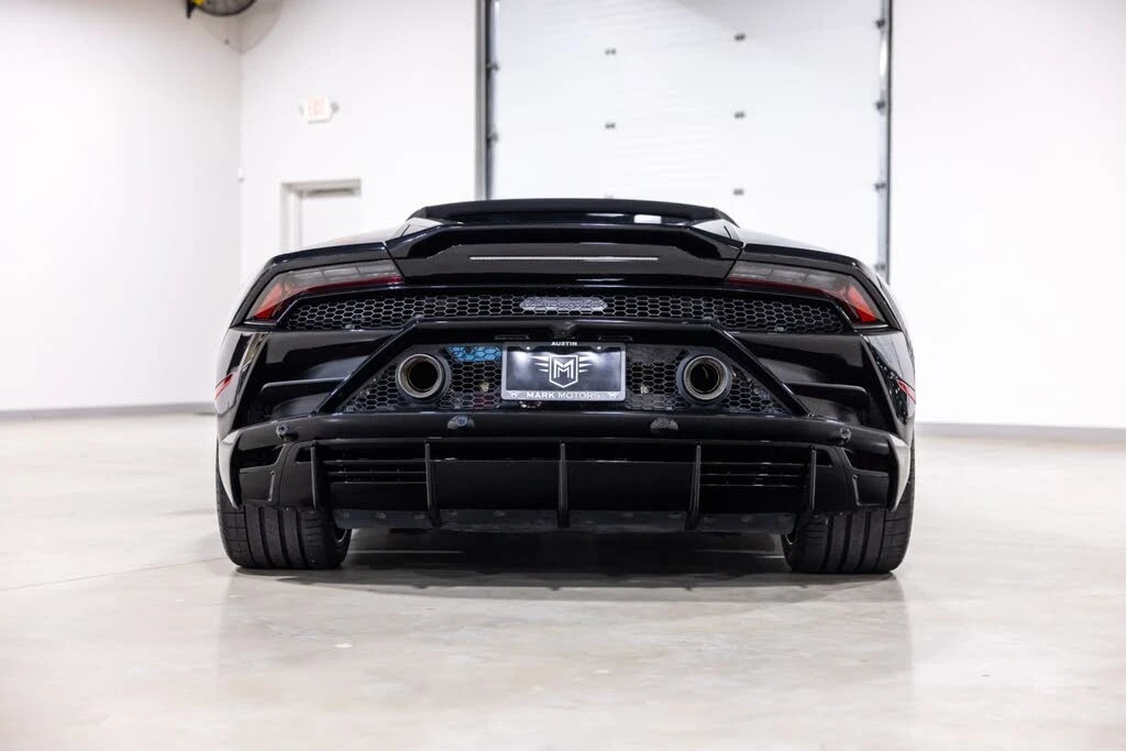 2023 Lamborghini Huracan - Image 5 of 31