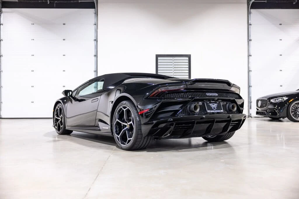 2023 Lamborghini Huracan - Image 6 of 31