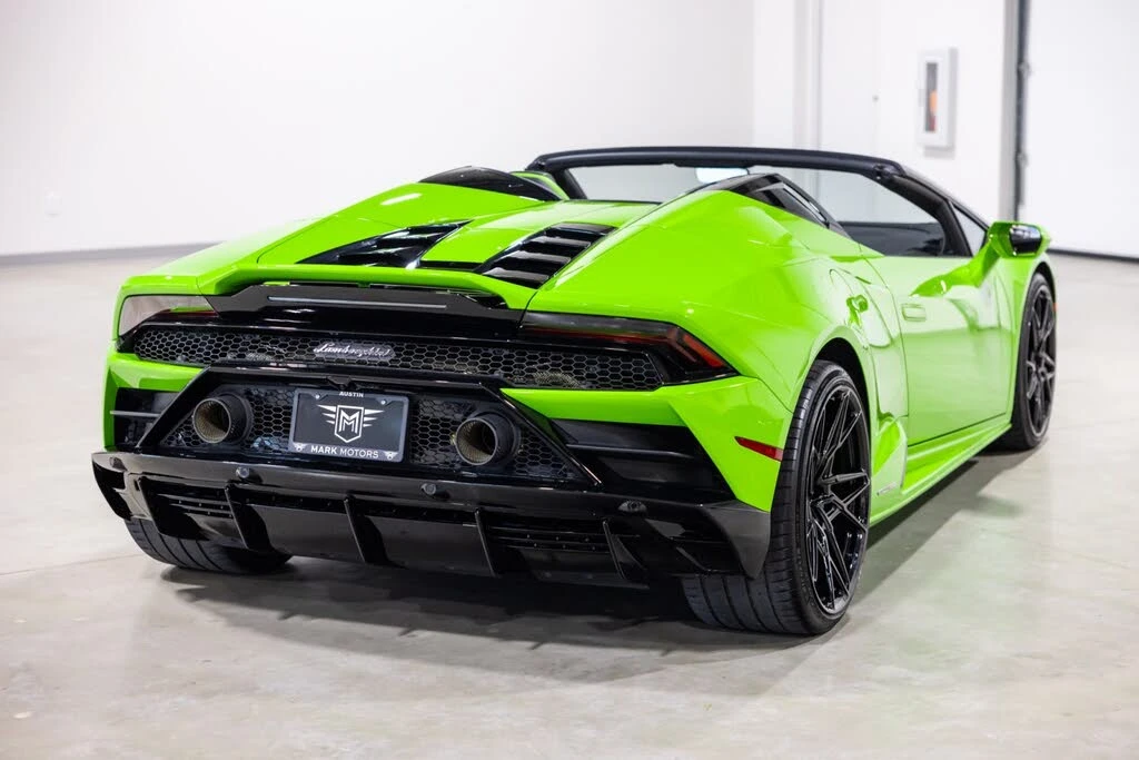 2023 Lamborghini Huracan - Image 9 of 31