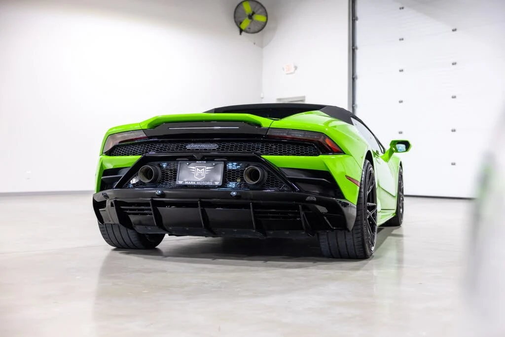 2023 Lamborghini Huracan - Image 4 of 31