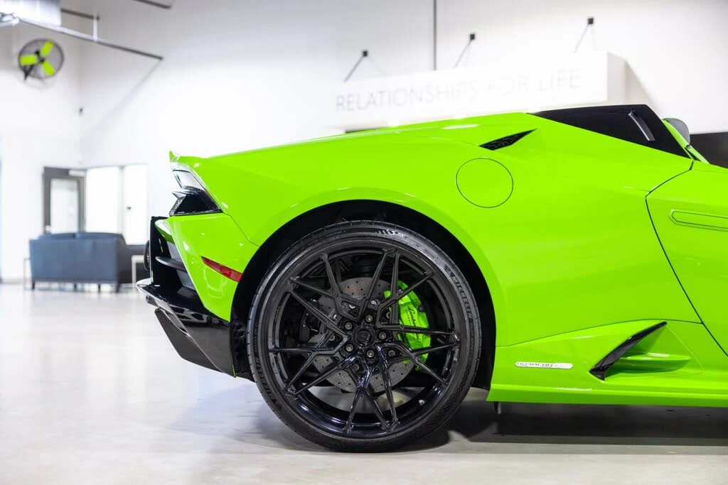 2023 Lamborghini Huracan - Image 26 of 31