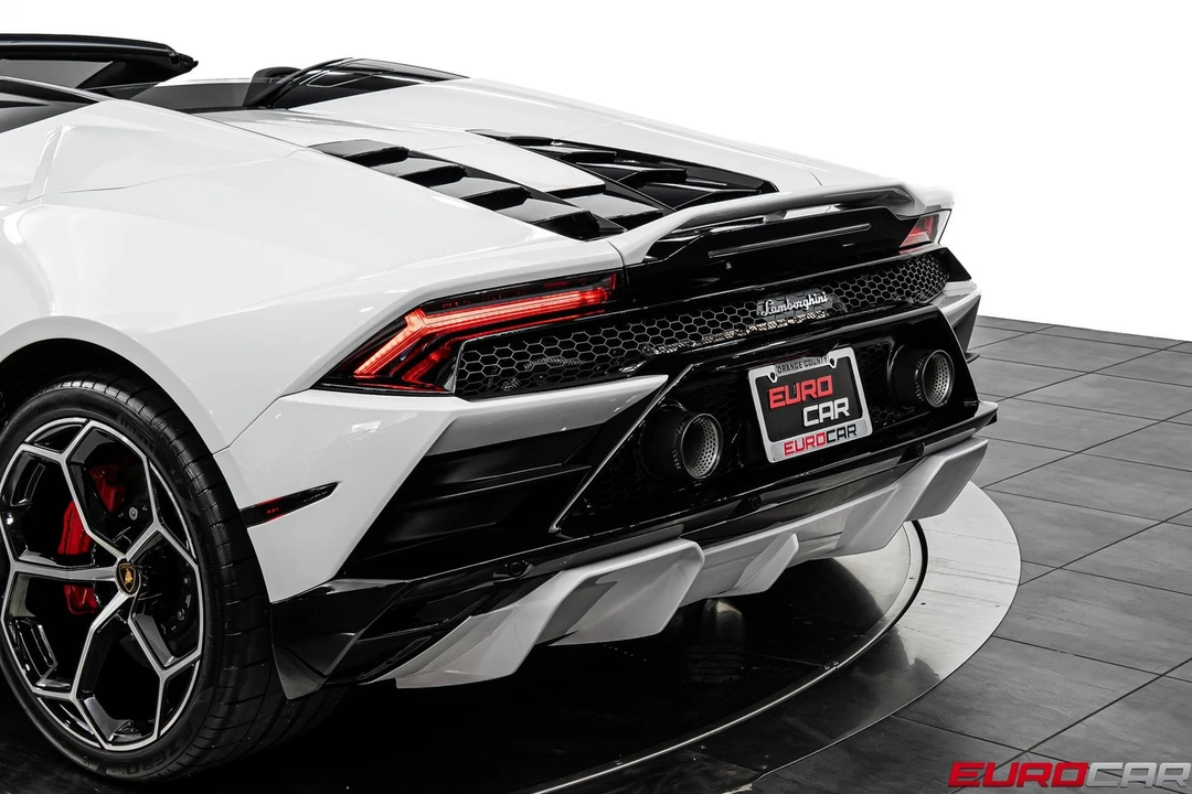 2023 Lamborghini Huracan - Image 20 of 31