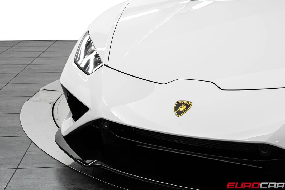 2023 Lamborghini Huracan - Image 13 of 31