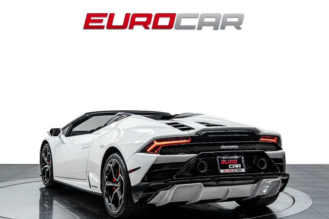 2023 Lamborghini Huracan - Image 4 of 31