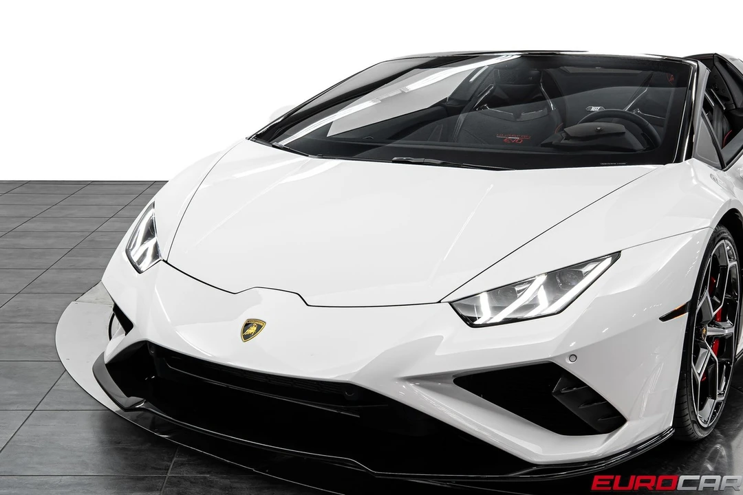2023 Lamborghini Huracan - Image 15 of 31