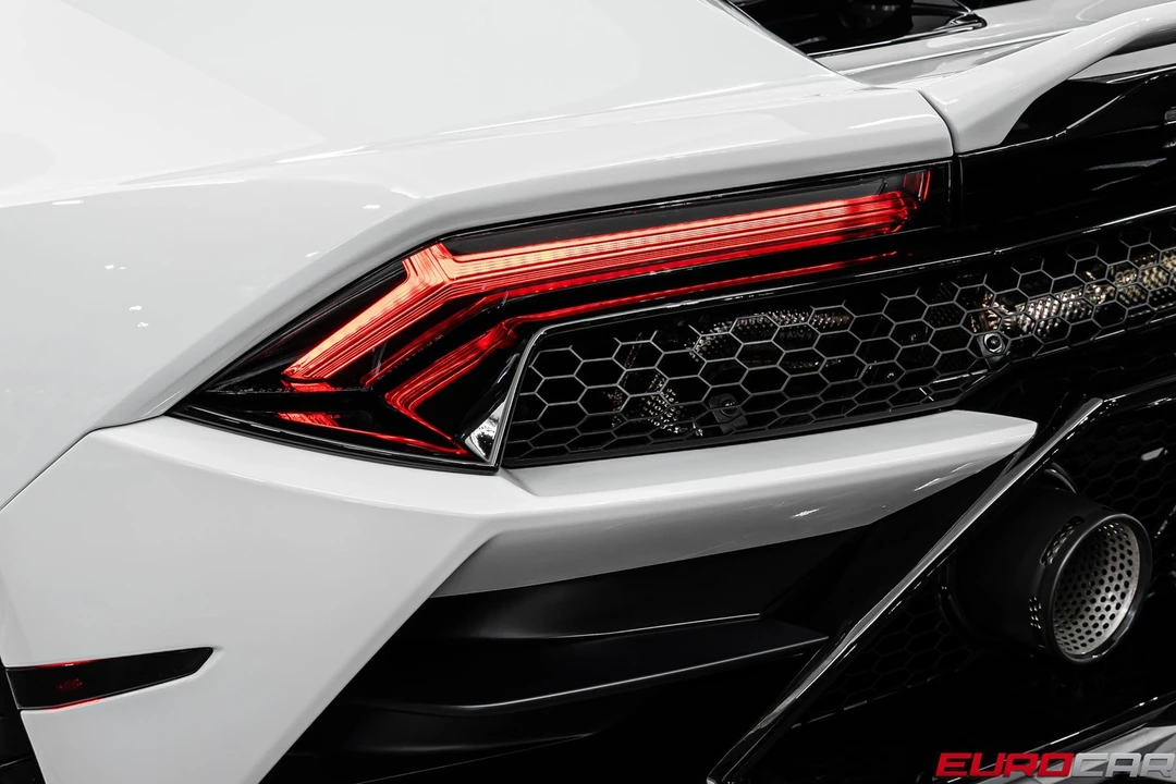 2023 Lamborghini Huracan - Image 23 of 31