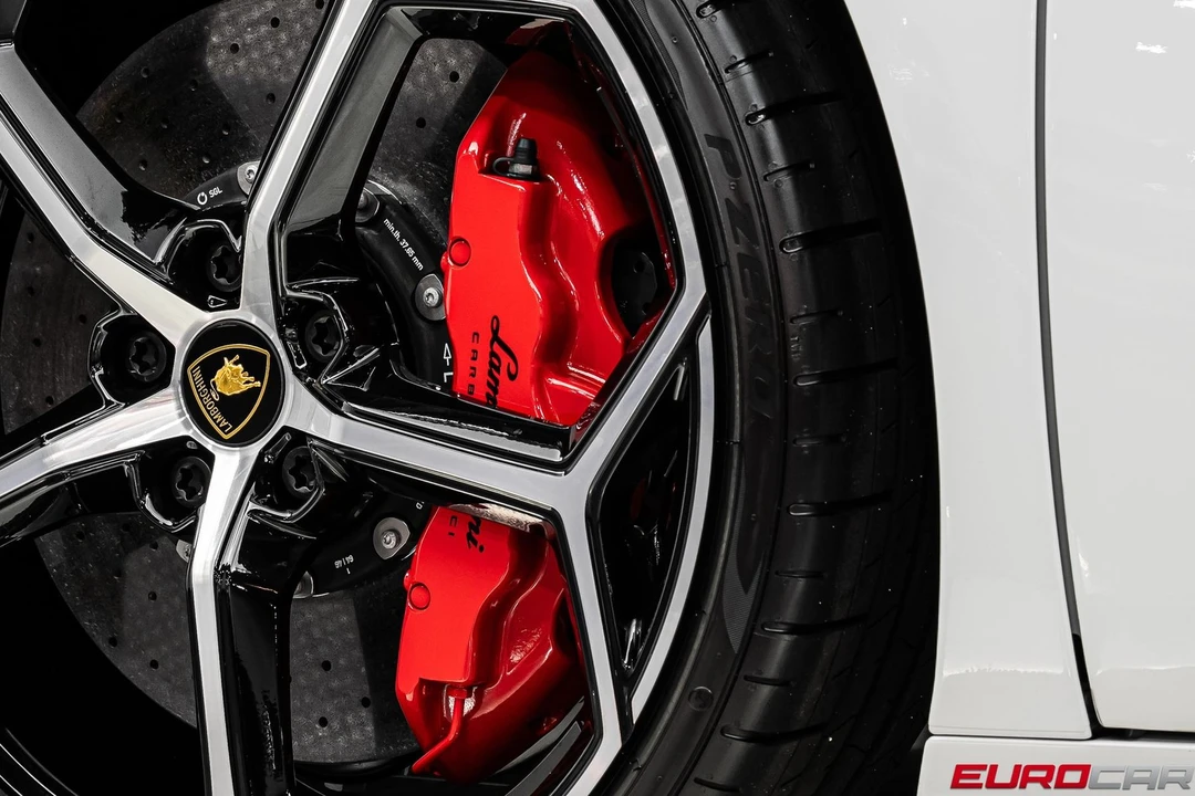 2023 Lamborghini Huracan - Image 27 of 31