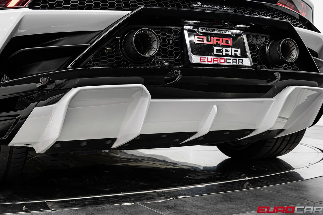 2023 Lamborghini Huracan - Image 25 of 31