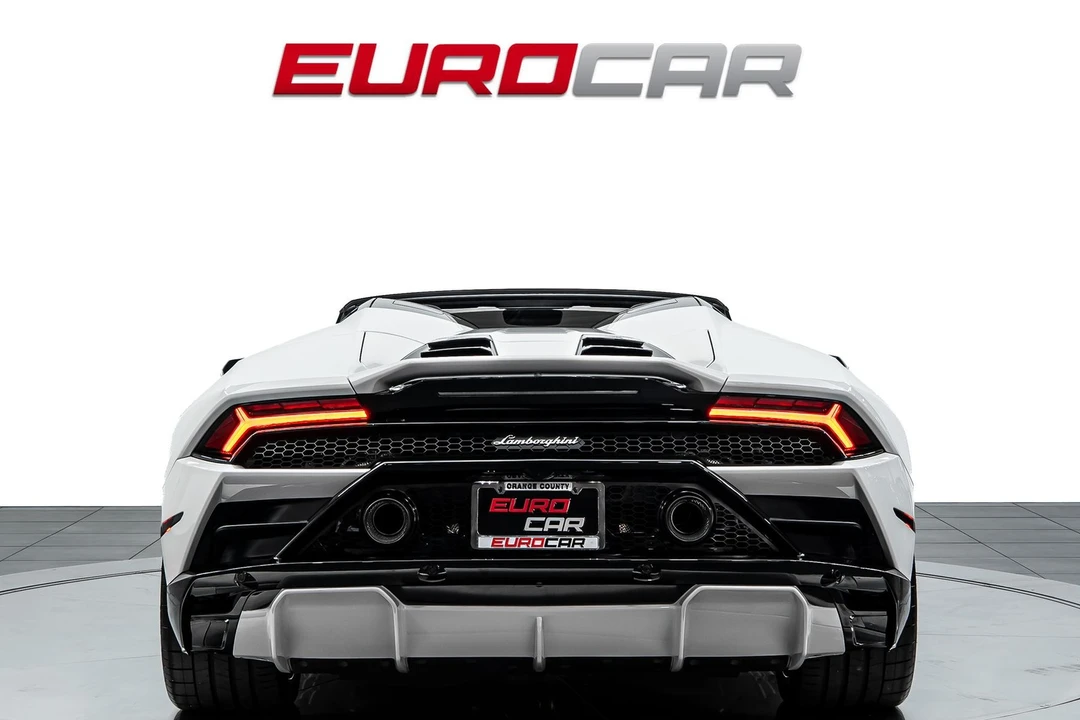 2023 Lamborghini Huracan - Image 5 of 31
