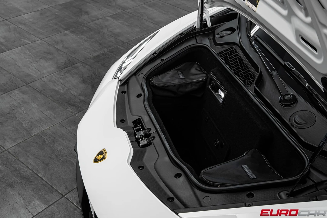 2023 Lamborghini Huracan - Image 12 of 31