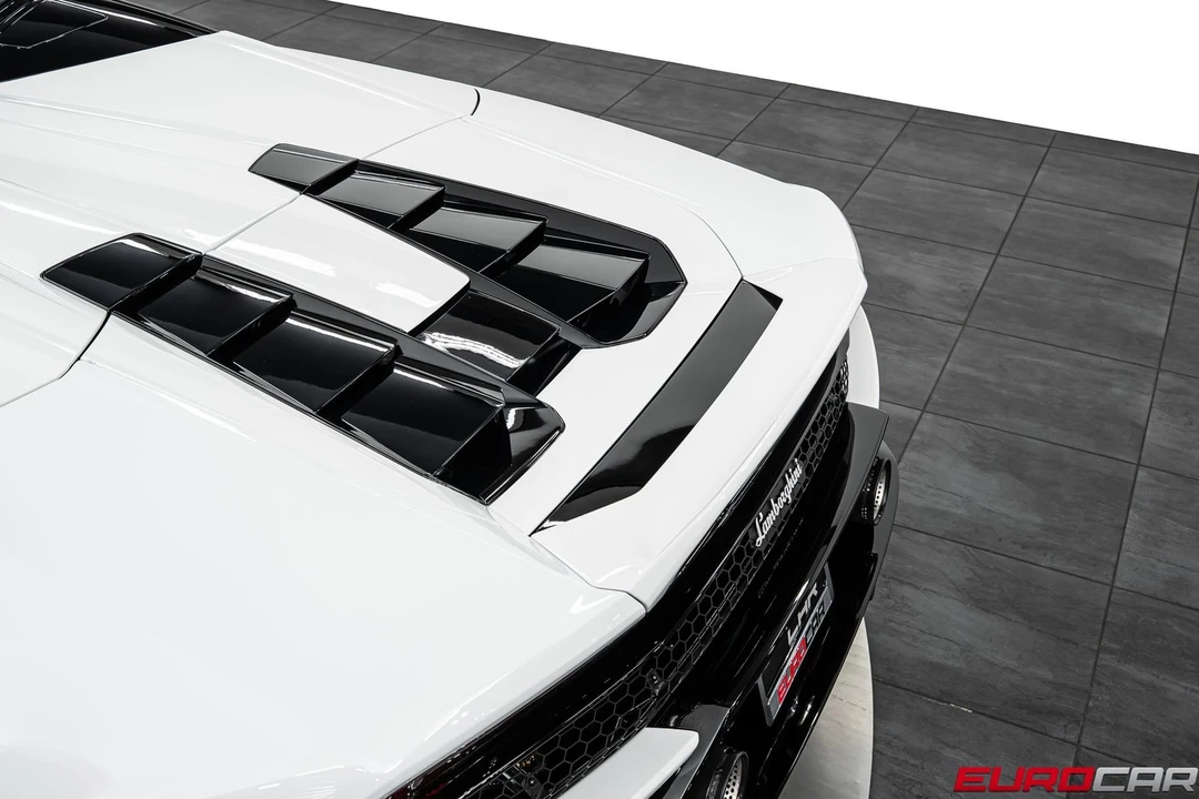 2023 Lamborghini Huracan - Image 21 of 31