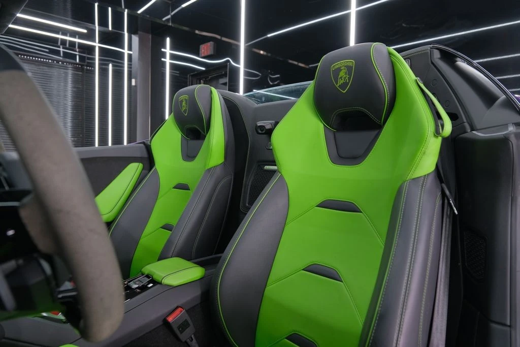 2023 Lamborghini Huracan LP640-4 EVO - Image 6 of 31