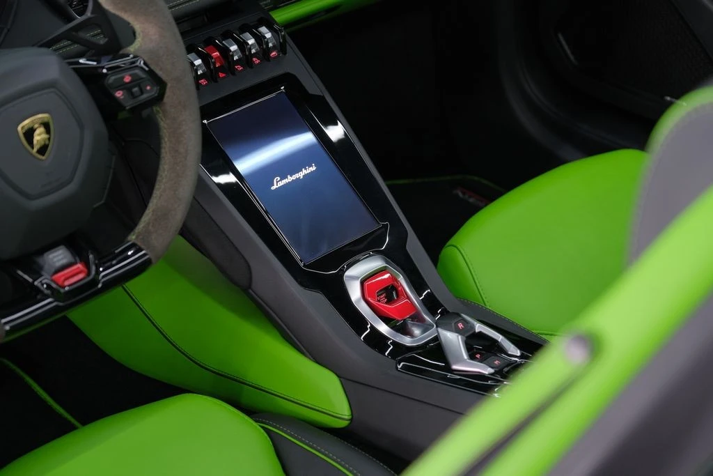 2023 Lamborghini Huracan LP640-4 EVO - Image 9 of 31