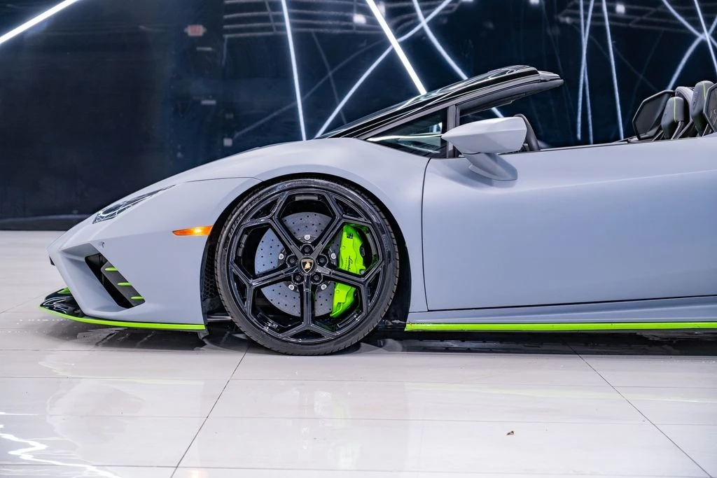 2023 Lamborghini Huracan LP640-4 EVO - Image 8 of 31