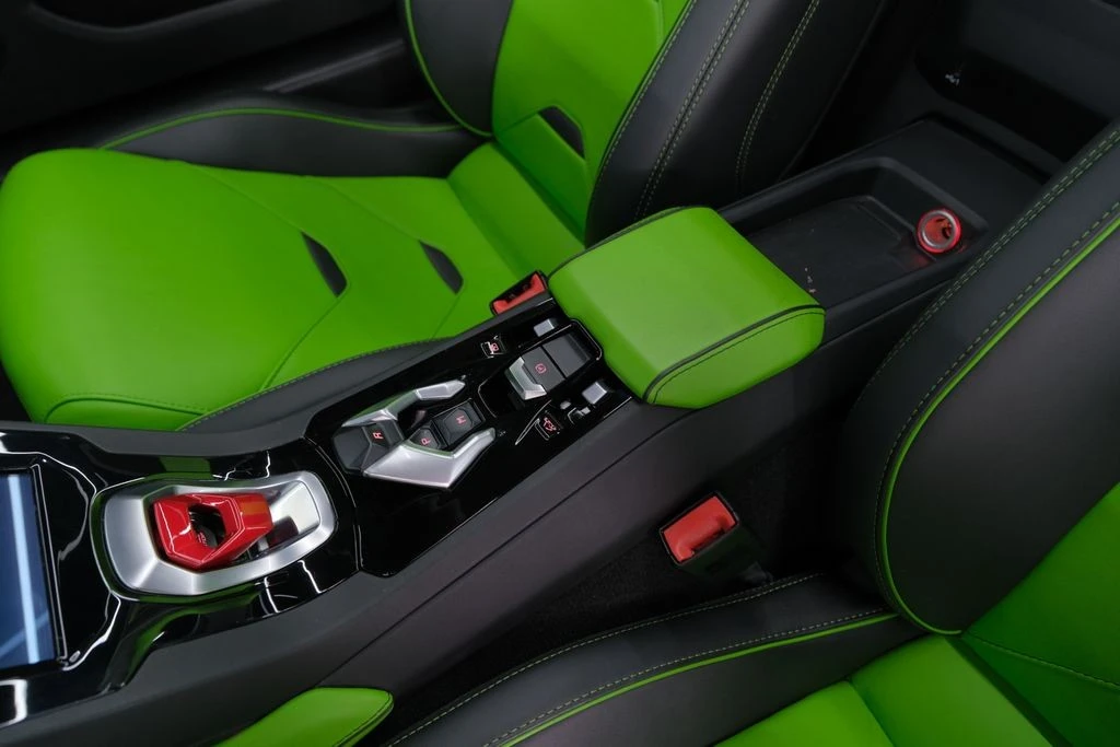 2023 Lamborghini Huracan LP640-4 EVO - Image 11 of 31