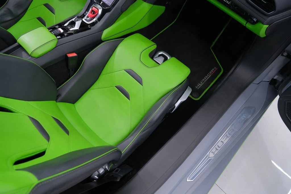 2023 Lamborghini Huracan LP640-4 EVO - Image 18 of 31