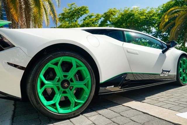 2023 Lamborghini Huracan LP640-4 EVO - Image 29 of 31