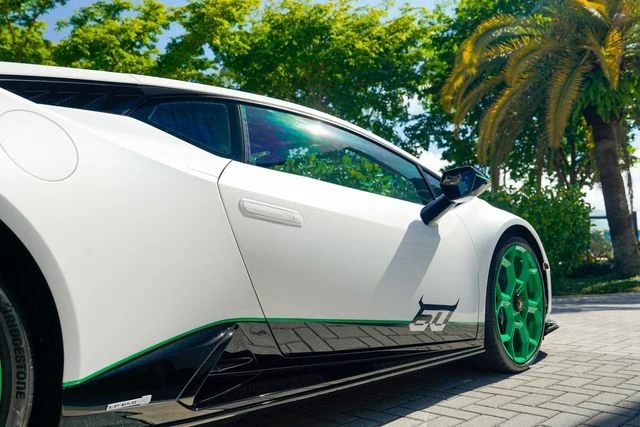 2023 Lamborghini Huracan LP640-4 EVO - Image 28 of 31