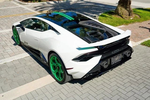 2023 Lamborghini Huracan LP640-4 EVO - Image 20 of 31