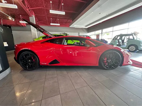 2023 Lamborghini Huracan EVO RWD Coupe 2D