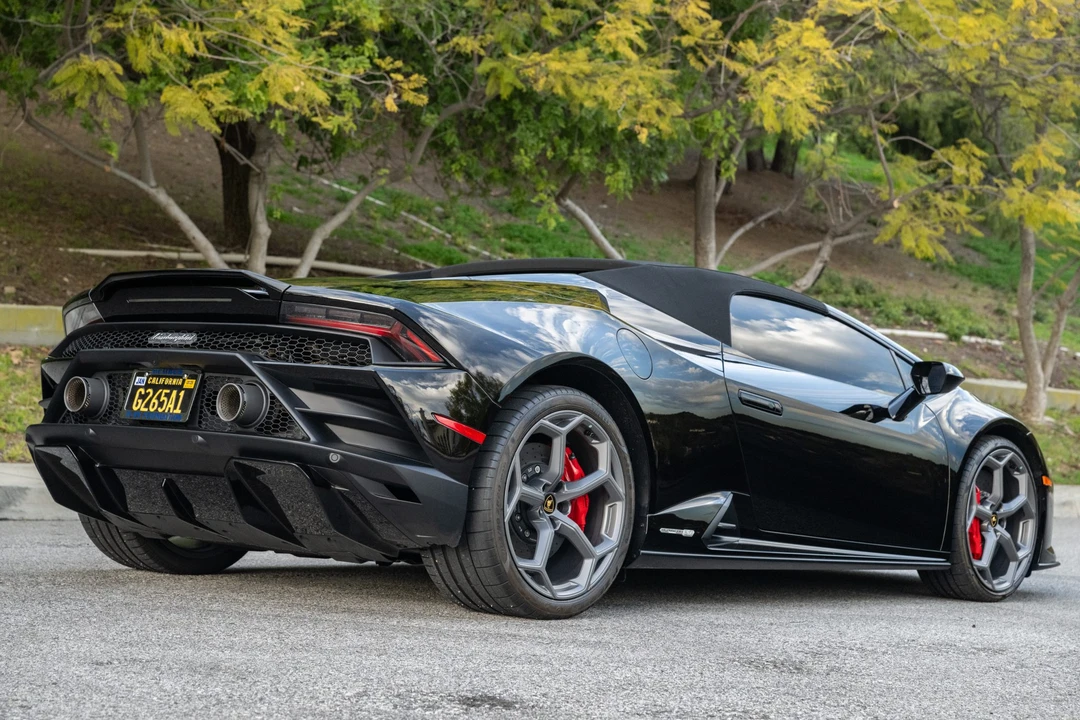 2023 Lamborghini Huracan LP610-2 EVO - Image 13 of 31