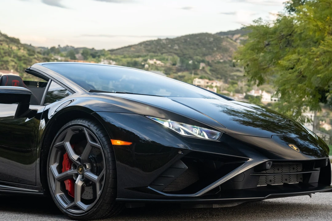 2023 Lamborghini Huracan LP610-2 EVO - Image 16 of 31