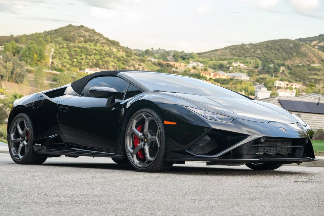 2023 Lamborghini Huracan LP610-2 EVO - Image 15 of 31